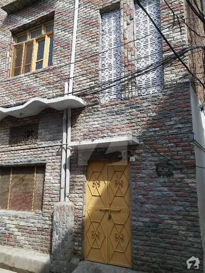 انم صنم چوک پشاور میں 4 کمروں کا 2 مرلہ مکان 75 لاکھ میں برائے فروخت۔