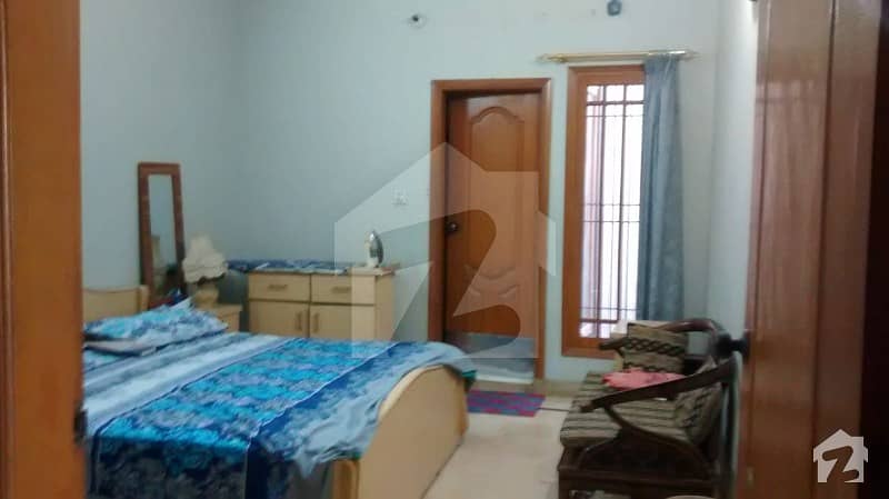 400 Yrds Double Storey House Available In Gulshan Block 13d