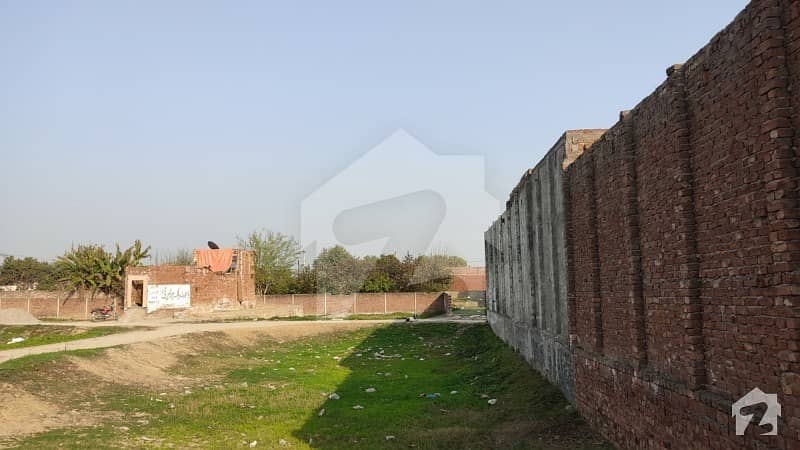 Plot Is Available For Sale 7 Lac Booking