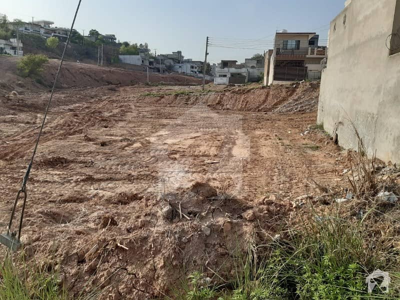 A Good Option For Sale Is The Residential Plot Available In Clifton