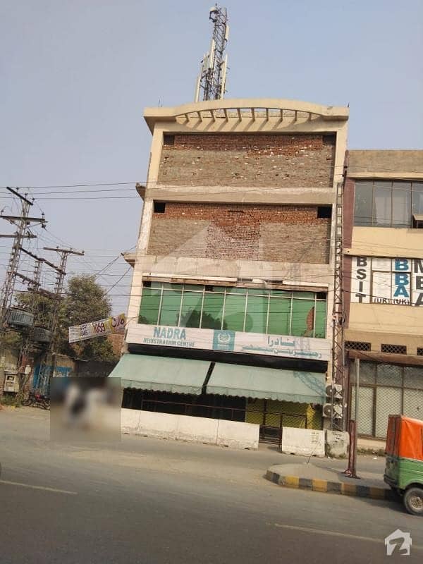 پیکو روڈ لاہور میں 9 مرلہ عمارت 7 کروڑ میں برائے فروخت۔