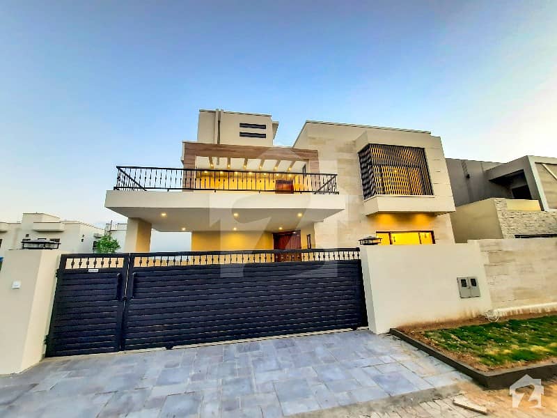 One Kanal Solid & Decent Home Available For Sale