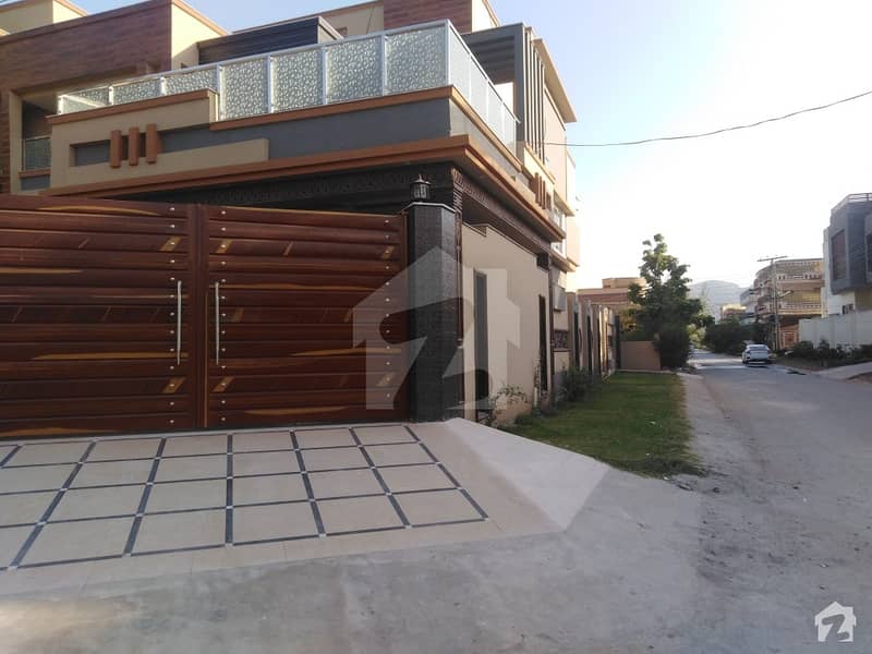 House For Sale In Beautiful Hayatabad