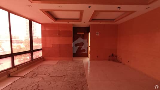 کلفٹن ۔ بلاک 5 کلفٹن کراچی میں 9 مرلہ دفتر 4.7 کروڑ میں برائے فروخت۔ کلفٹن ۔ بلاک 5 کلفٹن کراچی میں 9 مرلہ دفتر 4.7 کروڑ میں برائے فروخت۔