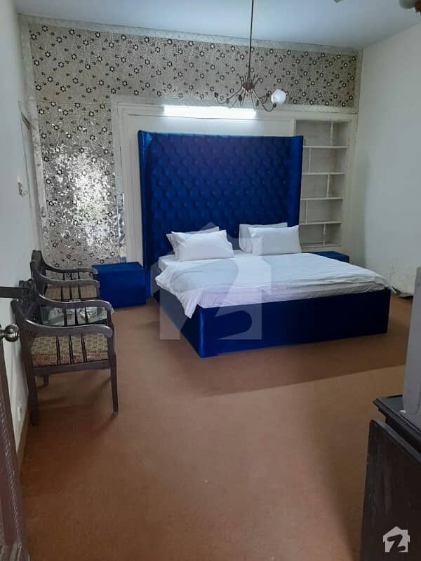 Fully Furnished Room Available