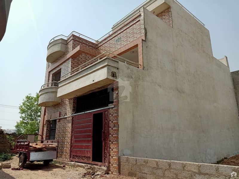 In Mujahid Colony House Sized 5 Marla For Sale