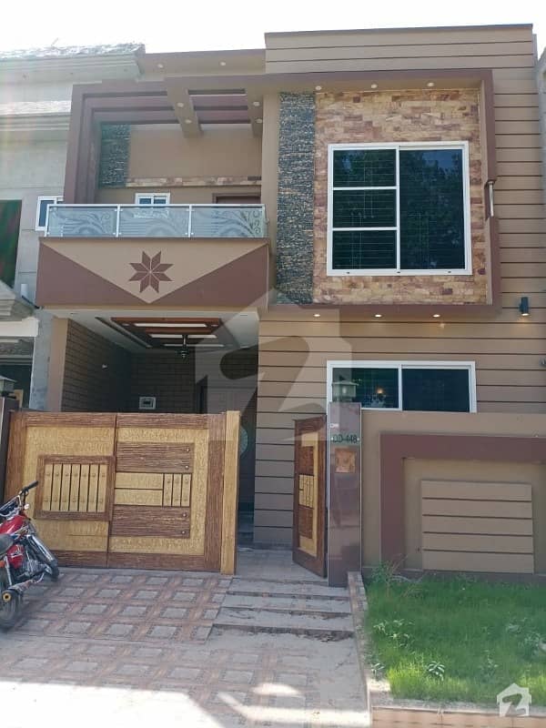 Brand New 5 Marla House for Sale In Block DD