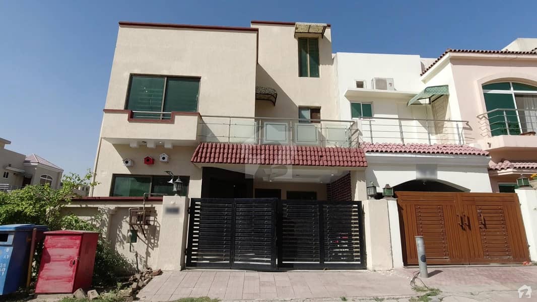 5 Marla Blvd House Is Available For Sale In Bahria Town Phase 8 In Ali Block