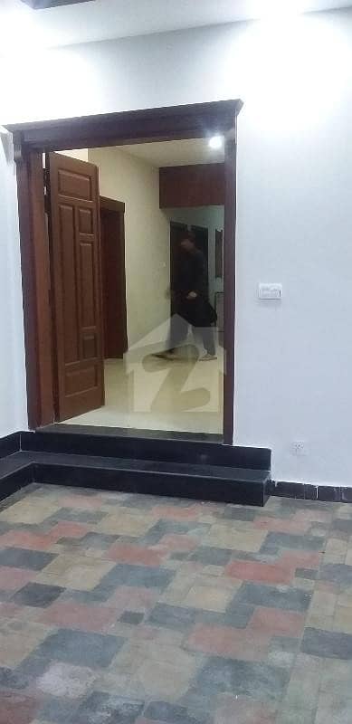 زراج سکیم ۔ سیکٹر اے زراج ہاؤسنگ سکیم اسلام آباد میں 6 کمروں کا 14 مرلہ مکان 3.3 کروڑ میں برائے فروخت۔