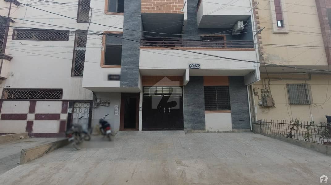 Flat With Roof Is Available For Sale