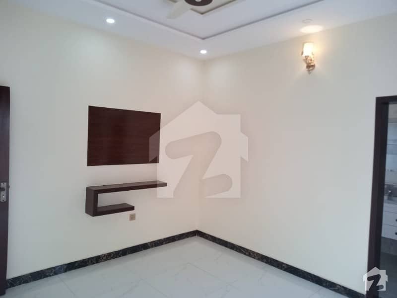Brand New 15 Marla Corner Independent Upper Portion For Rent In Good Condition In Wapda Town Phase 1