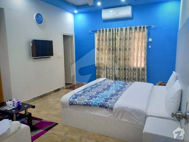 Rooms Available In Guest House On Daily Basis And Monthly
