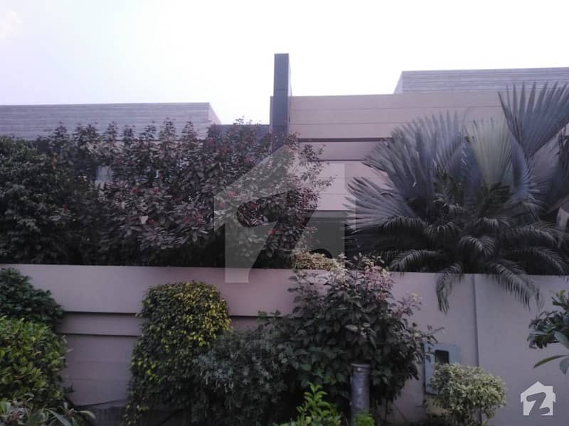 سوئی گیس ہاؤسنگ سوسائٹی لاہور میں 3 کمروں کا 2 کنال زیریں پورشن 1.5 لاکھ میں کرایہ پر دستیاب ہے۔