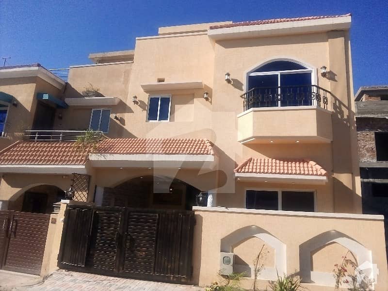 5Marla house for sale in Bahria Town phas 8