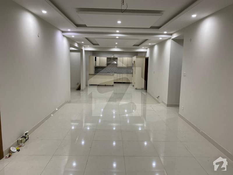 4 Bed Luxurious Apartment In Margalla Hills 1