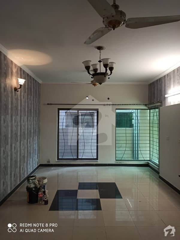 4 Bed 10 Marla Beautiful House  For Sale In Askari 11 Sector B