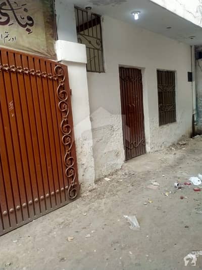 سرکلر روڈ رحیم یار خان میں 9 کمروں کا 5 مرلہ مکان 65 لاکھ میں برائے فروخت۔