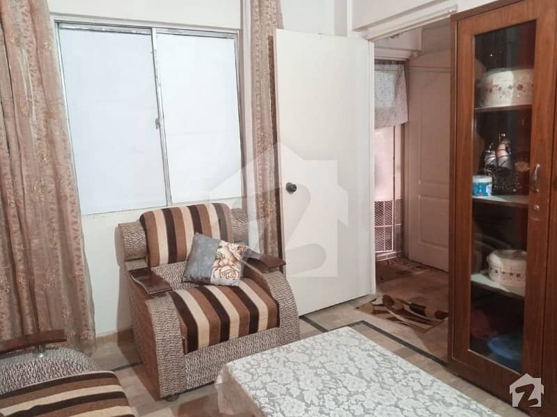 900  Square Feet Flat Is Available In North Karachi