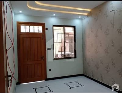 ورسک روڈ پشاور میں 4 کمروں کا 5 مرلہ مکان 32 ہزار میں کرایہ پر دستیاب ہے۔