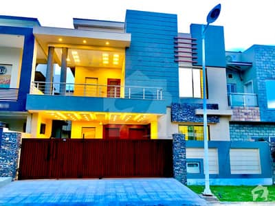 Specious Villa At Hill Top Specious Villa At Hill Top