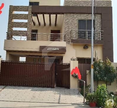 بحریہ ٹاؤن عثمان بلاک بحریہ ٹاؤن سیکٹر B بحریہ ٹاؤن لاہور میں 4 کمروں کا 8 مرلہ مکان 1.6 کروڑ میں برائے فروخت۔ بحریہ ٹاؤن عثمان بلاک بحریہ ٹاؤن سیکٹر B بحریہ ٹاؤن لاہور میں 4 کمروں کا 8 مرلہ مکان 1.6 کروڑ میں برائے فروخت۔