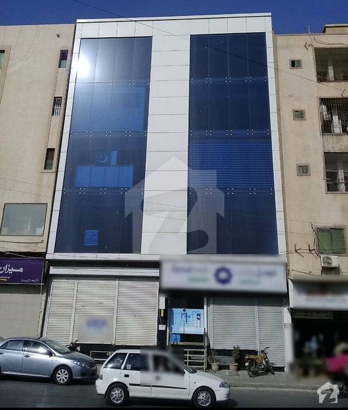Stunning 1800  Square Feet Office In Dha Defence Available