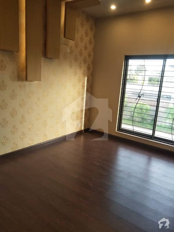 Dha 5 Marla Brand New Bungalow With Full Basement Very Beautiful Location