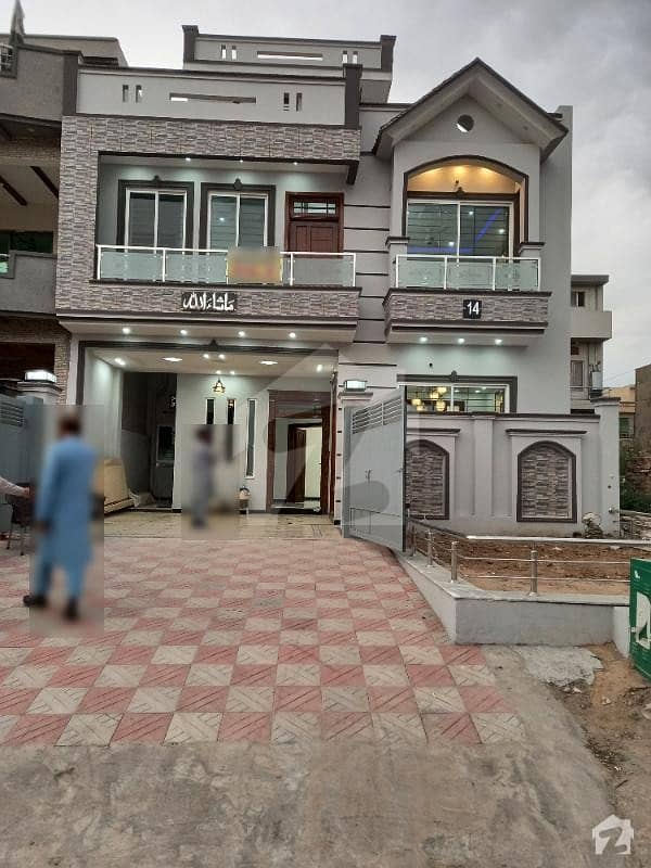 30x60 brand new house for sale in G-13 islamabad.