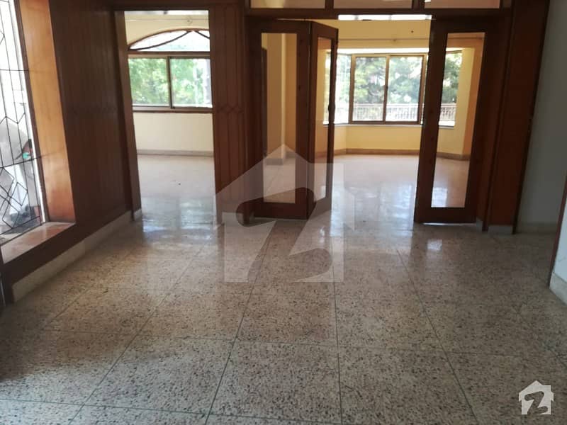 Upper Portion Available For Rent Of 1 Kanal