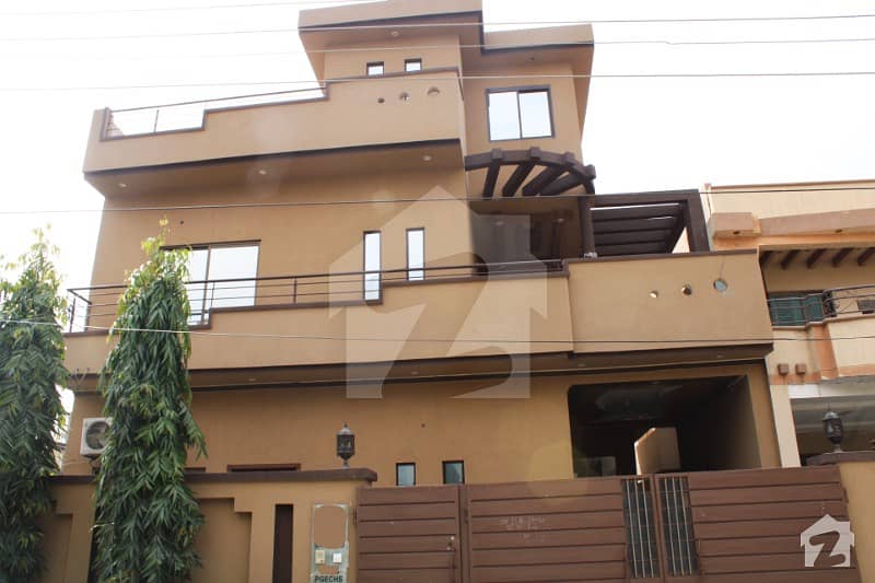 10 Marla Double Storey House In Block C Pgechs Phase 2