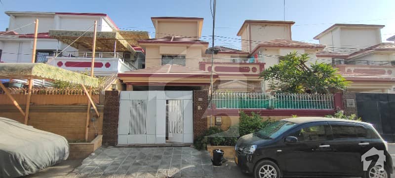 سکیم 33 کراچی میں 4 کمروں کا 8 مرلہ مکان 2.4 کروڑ میں برائے فروخت۔