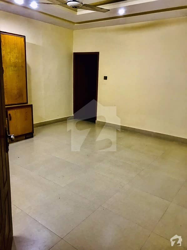 10 Marla Lower Portion For Rent In The Perfect Location Of Faisal Town