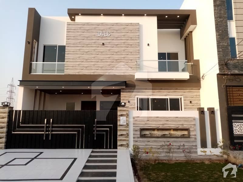 Spacious 8.5 Marla House Available For Sale In Jeewan City Housing Scheme