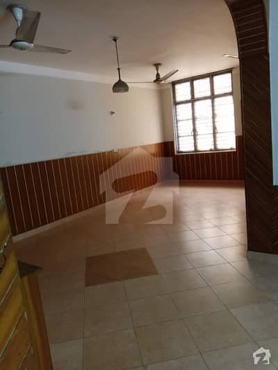 10 Marla Upper Portion Available For Rent On Hot Location 10 Marla Upper Portion Available For Rent On Hot Location