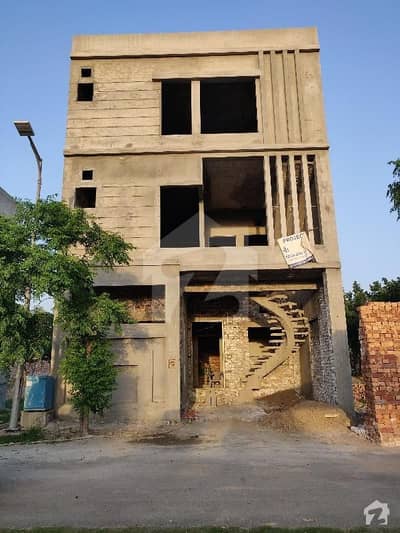داؤد ریذیڈنسی ہاؤسنگ سکیم ڈیفینس روڈ لاہور میں 6 کمروں کا 5 مرلہ مکان 96 لاکھ میں برائے فروخت۔ داؤد ریذیڈنسی ہاؤسنگ سکیم ڈیفینس روڈ لاہور میں 6 کمروں کا 5 مرلہ مکان 96 لاکھ میں برائے فروخت۔