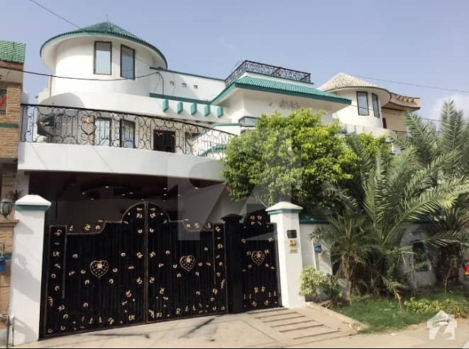 10 Marla 5 Bedroom Double Unit Corner House Is Available For Sale