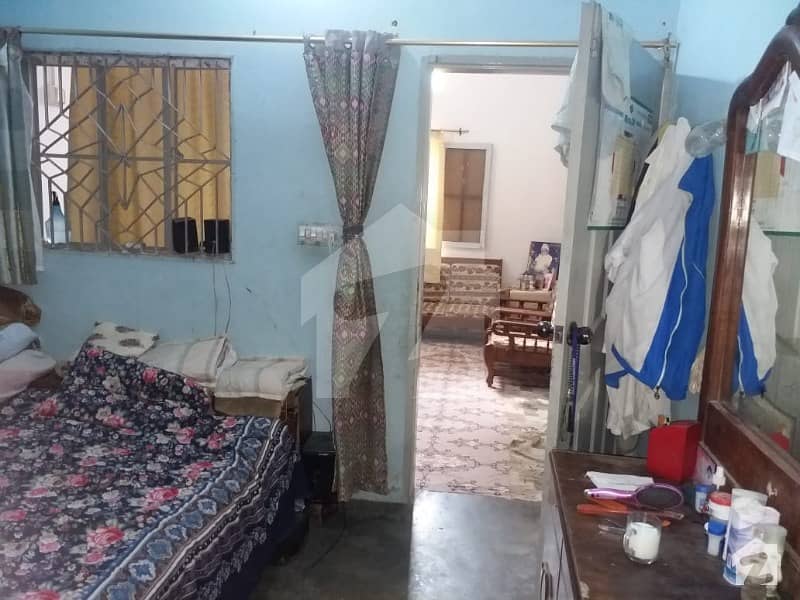 کورنگی ۔ سیکٹر 35-اے کورنگی کراچی میں 4 کمروں کا 3 مرلہ مکان 55 لاکھ میں برائے فروخت۔