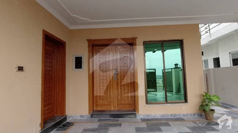 Bahria Town Phase 7 10 Marla Corner House For Sale