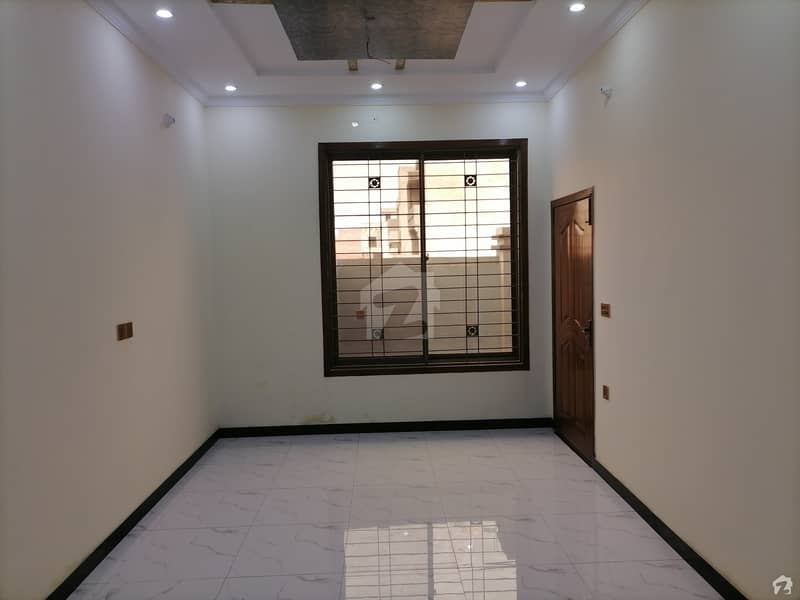 ایس اے گارڈنز جی ٹی روڈ لاہور میں 3 کمروں کا 4 مرلہ مکان 60 لاکھ میں برائے فروخت۔