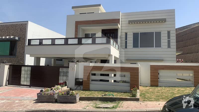 Brand New 1 Kanal House For Sale On Investor Rate