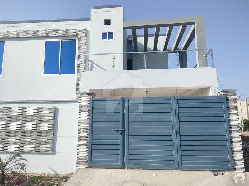 Ideally Located House Of 1575  Square Feet Is Available For Sale In Multan