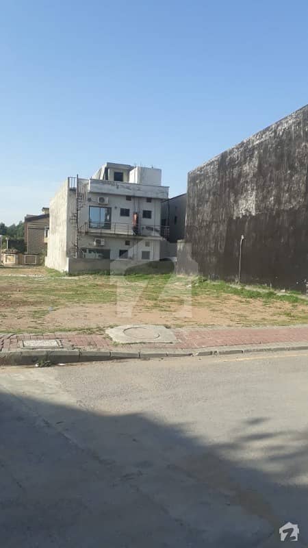 10 Marla With 6 Marla Extra Land Plot Available In Phase 3 Near To Main Boulevard, Civic Center