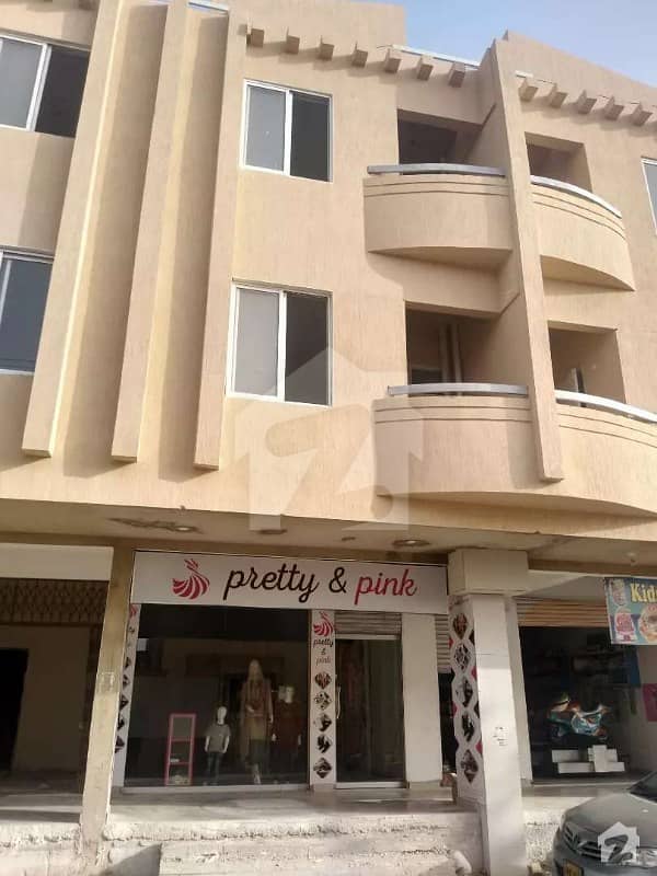 Leased Flat On Gohar Green City For Sale With Roof