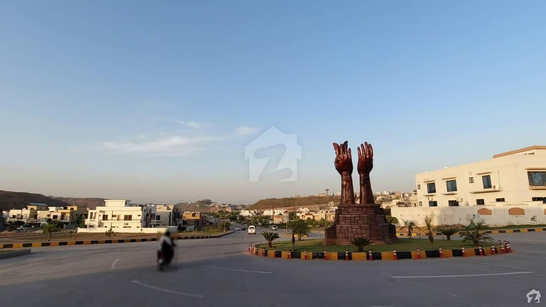 5 Marla Plot Is Available For Sale In Bahria Town Phase 8 In Overseas 5