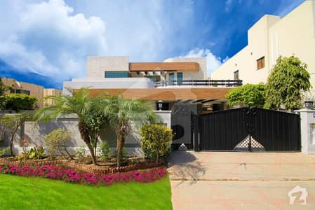 Well Maintained One Kanal Luxurious Bungalow Near Big Park And Market Once Visit Well Maintained One Kanal Luxurious Bungalow Near Big Park And Market Once Visit