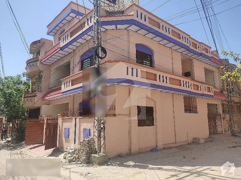 راجہ اکرم کالونی تلسا روڈ راولپنڈی میں 6 کمروں کا 6 مرلہ مکان 1.6 کروڑ میں برائے فروخت۔