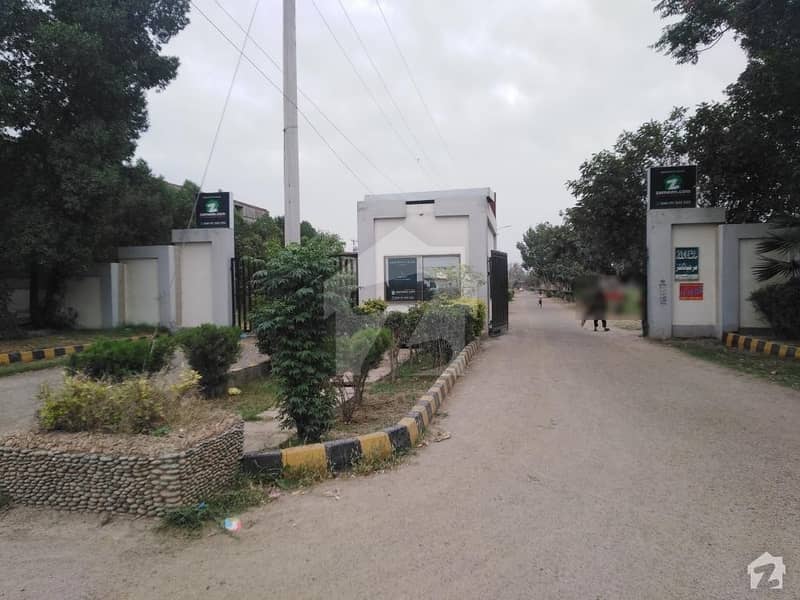 9 Marla Residential Plot Available In Lahore Road For Sale