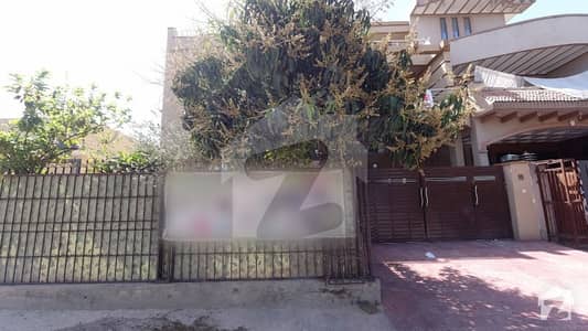 سوان گارڈن ۔ بلاک ایچ سوان گارڈن اسلام آباد میں 10 مرلہ مکان 2.15 کروڑ میں برائے فروخت۔ سوان گارڈن ۔ بلاک ایچ سوان گارڈن اسلام آباد میں 10 مرلہ مکان 2.15 کروڑ میں برائے فروخت۔