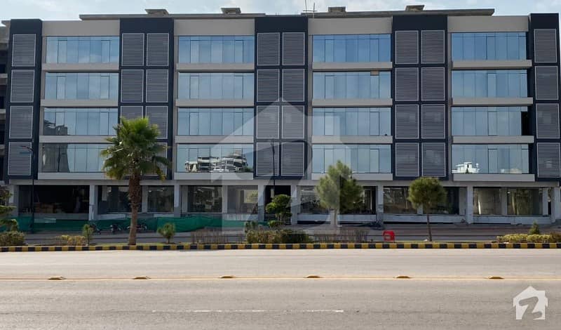 Highly-Coveted 395  Square Feet Shop Is Available In Bahria Town For Sale