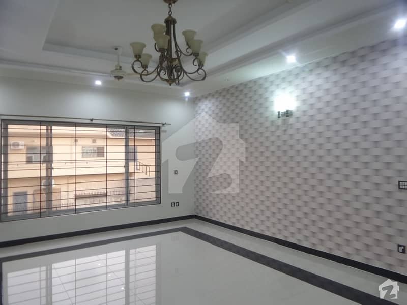 Centrally Located Lower Portion For Rent In DHA Defence Available